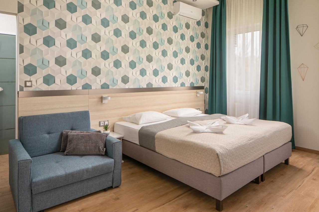 Kristaly Hotel Keszthely Exterior photo